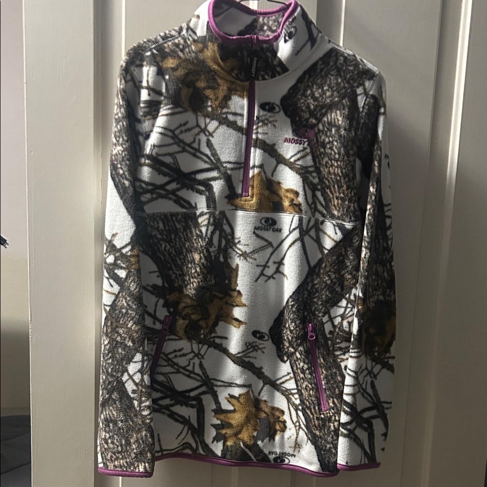 Mossy Oak Camouflage Pullover with Pink Trim